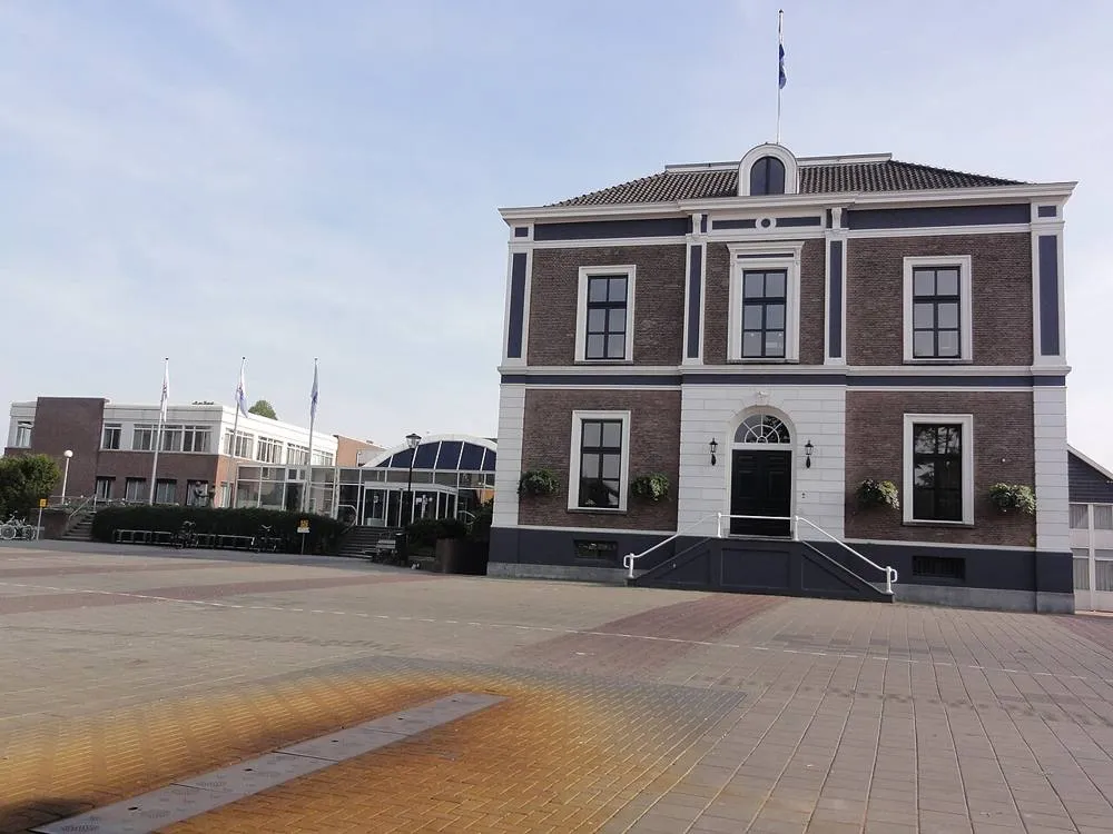 Elst: Elst (Overbetuwe) gemeentehuis